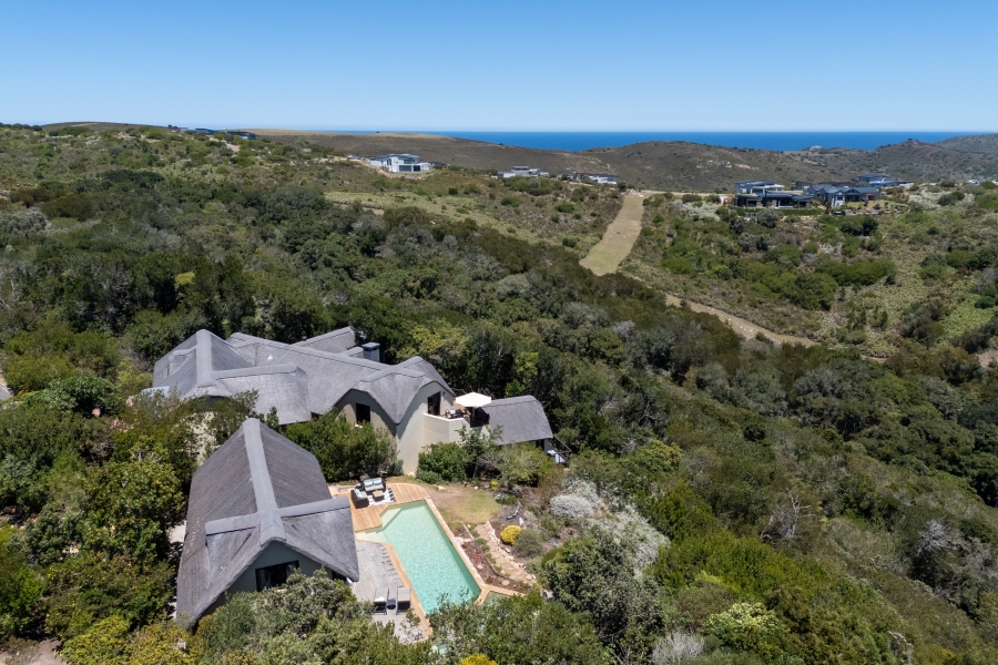 5 Bedroom Property for Sale in Pezula Golf Estate Western Cape